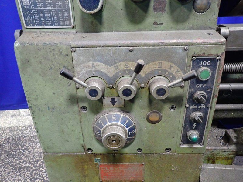 KINGSTON 16" X 44" GAP BED ENGINE LATHE  -  HS-1100