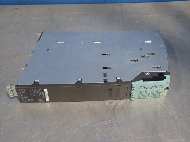 SIEMENS DOUBLE MOTOR MODULE   -  6SL3120-2TE21-0AA4