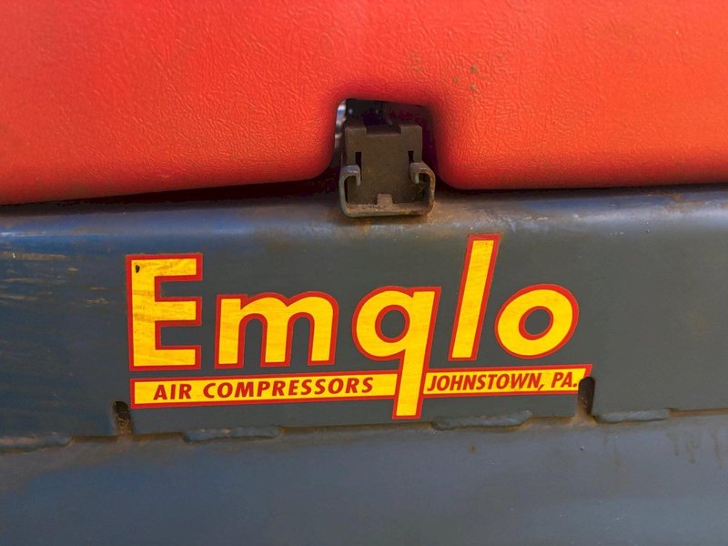 EMGLO PORTABLE AIR COMPRESSOR WITH KOHLER GAS POWERED ENGINE: YOBRO #24254