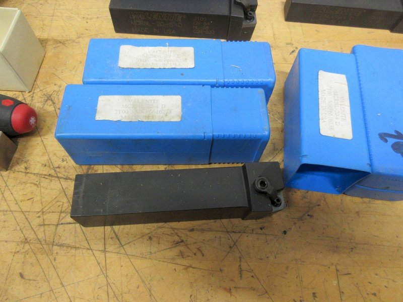 Lathe Stick Tool Holders | (7) Valenite Facing Holders, (1) Mistubishi Part Off *** All New In Boxes ***- Auction Item