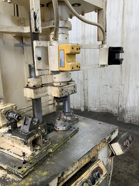 38-TON HANNIFIN HYDRAULIC C FRAME PRESS: STOCK #81208
