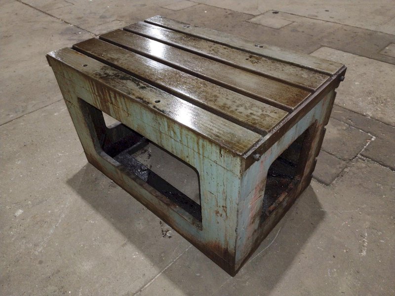 32&quot; W X 20&quot; X 20&quot; H CARLTON BOX DRILL TABLE: STOCK 18629
