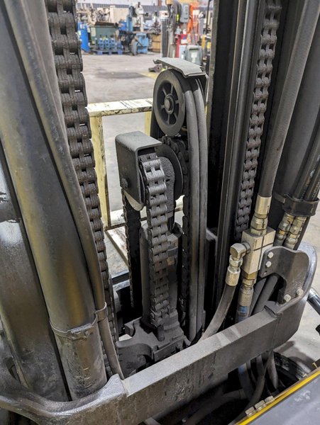 12,000 LBS YALE MODEL #GLC120M LP-GAS FORKLIFT: STOCK #18842