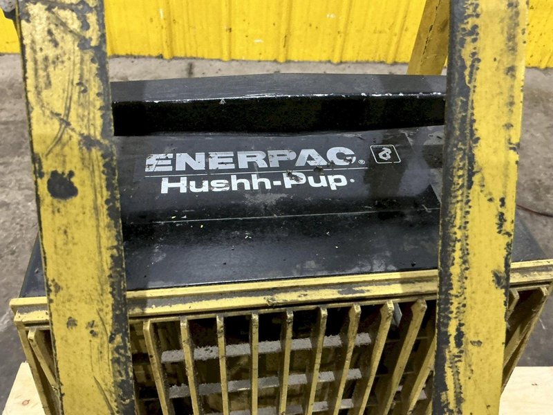 15 TON POSI-LOCK MODEL #PH110 PORTABLE HYDRAULIC GEAR &amp; WHEEL PULLER WITH ENERPAC POWER UNIT: YOBRO #25094