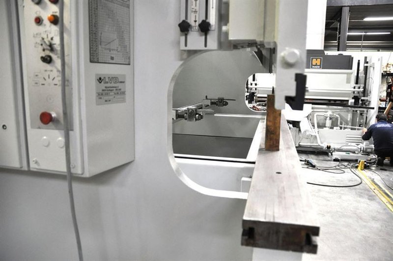 LVD - PPN 165 ton x 4100 mm CNC