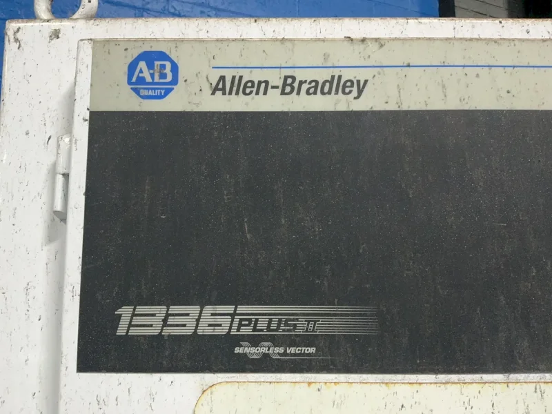 ALLEN-BRADLEY 1336 PLUS II SENSORLESS VECTOR VARIABLE FREQUENCY DRIVE  -  1336F-BP300-AN-EN909-L6-NCM-MX909