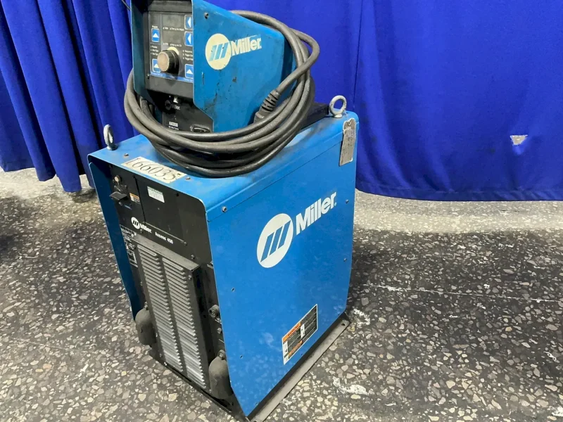 Miller  600 A Welder  - Axcess 450
