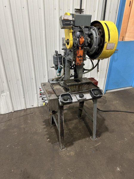 5 TON PERKINS GAP BED FLYWHEEL PRESS: STOCK #77480