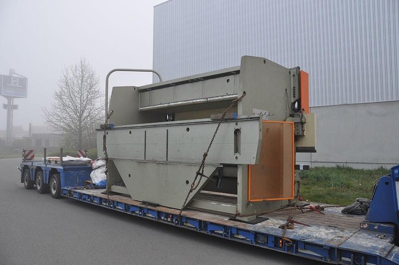 Safan - CNCL 300 ton x 5100 mm CNC