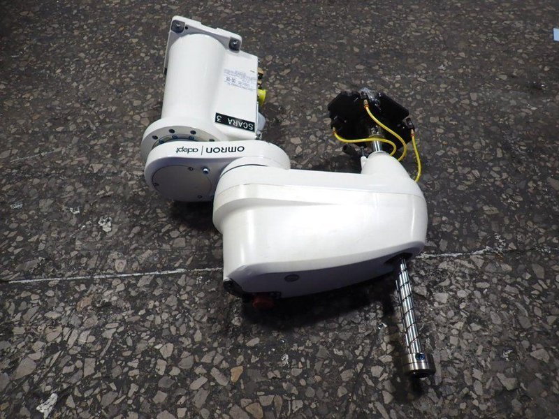 OMRON ADEPT INDUSTRIAL ROBOT   -  COBRA 350