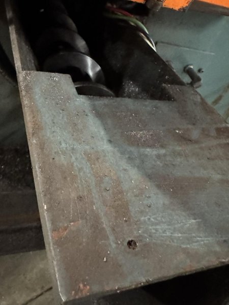 20″ x 40″ Cosen Horizontal Bandsaw SH1000F, 2013