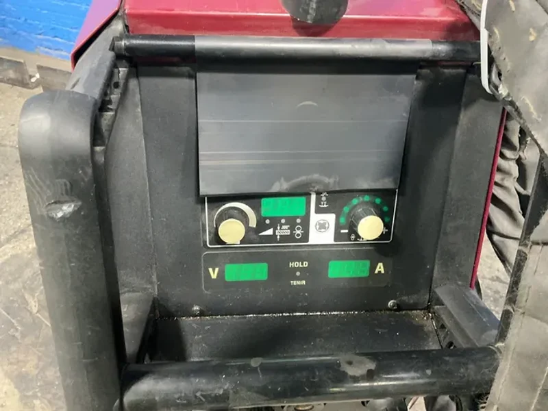 THERMAL ARC 320 A WELDER  -  320SP
