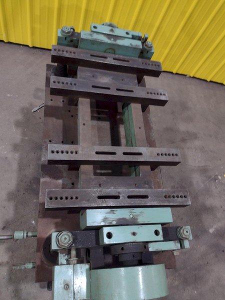 2500 LB X 25" X 31" HAMILTON MODEL #E3548 PORTABLE DIE SEPERATOR: STOCK #19412
