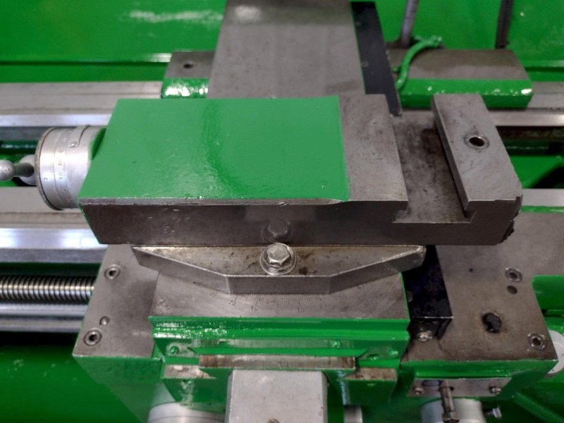 17" X 60" MICROMASTER MODEL #1760 ENGINE LATHE: STOCK #18165