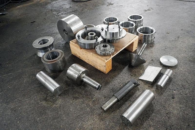 MILWAUKEE KEARNEY &amp; TRECKER MODEL #310 S-15 HORIZONTAL MILL: YOBRO #25930