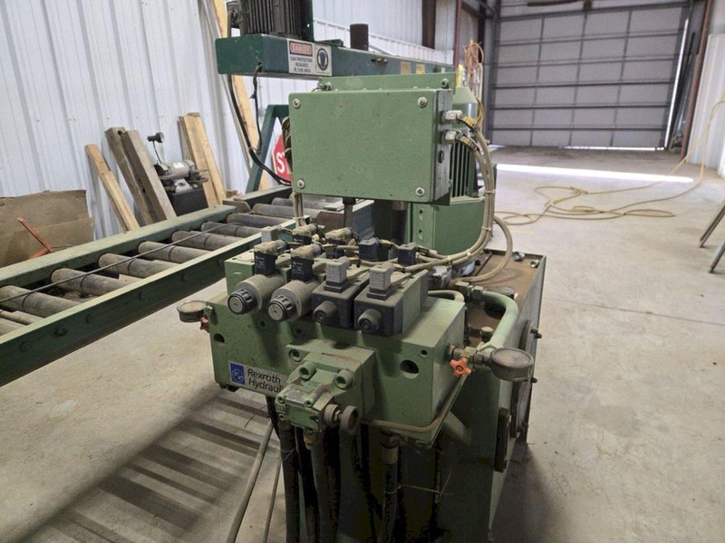 2001 BERCO PT250 TRACK PRESS WITH WTC ELECTRIC IMPACT WRENCH &amp; CONVEYOR: YOBRO #24374