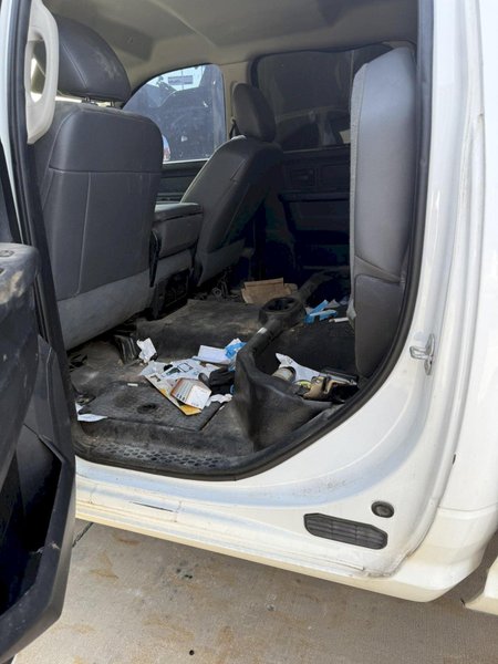 2017 Ram 3500 SRW Crew Cab Pickup – 4×4 Heavy Duty Truck, Cummins Diesel, Long Bed, Single Rear Wheel, Towing Package