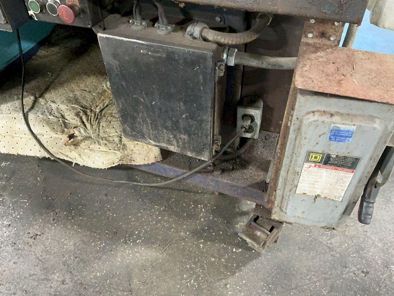 DUMORE DUAL HEAD TAPPING AND INSERTION MACHINE