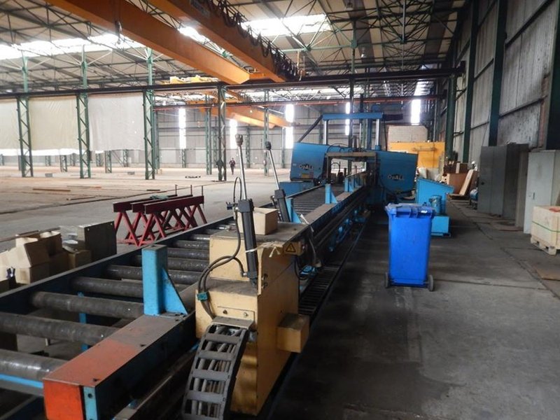 Doall 1000 x 660 mm CNC