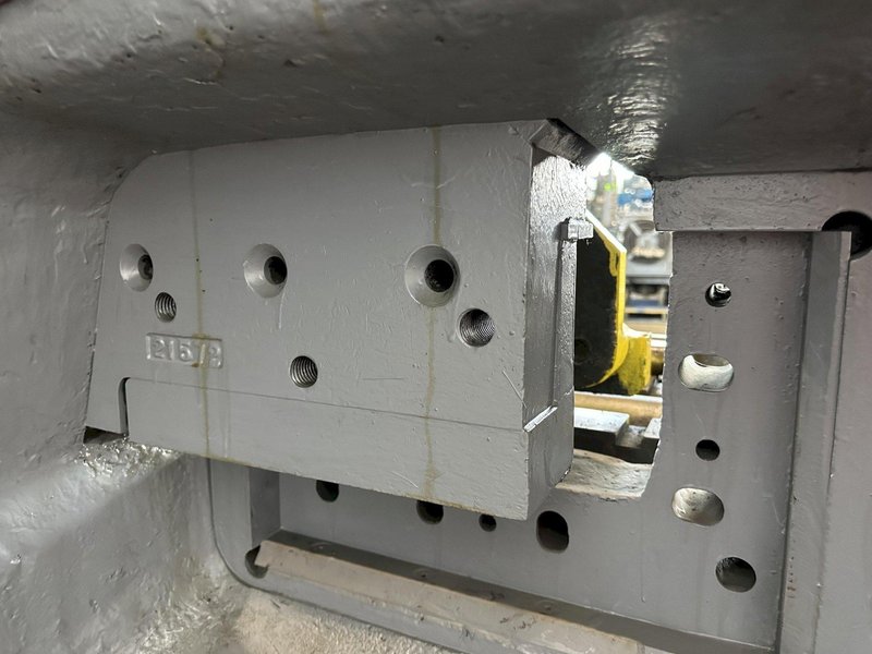 KLING MODEL 3 DOUBLE SIDED MULTI-PURPOSE SHEAR. STOCK # 0303018