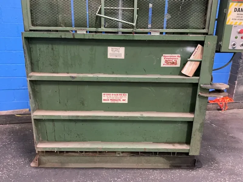 SELCO PRODUCTS ~ 30” X 60” X 44” BALER  -  VT-5