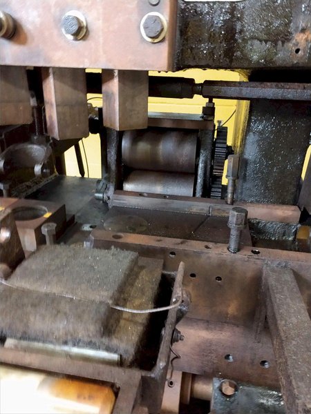 WATERBURY FARRELL 2010 EYELET TRANSFER PRESS: STOCK #12104