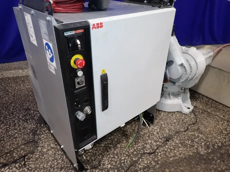 ABB ROBOT  -  IRB 2600