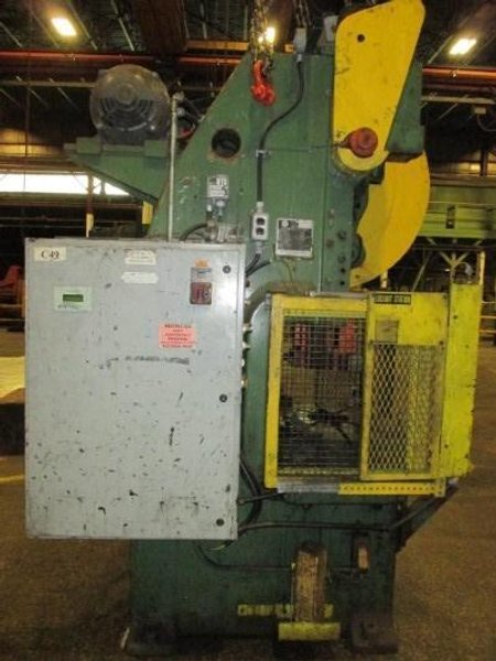 60 TON MINSTER MODEL #70-4 GAP FRAME SINGLE CRANK PRESS