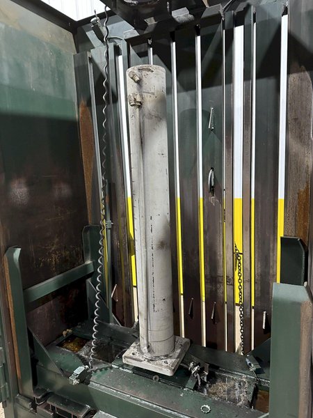 60&quot; X 30&quot; X 20HP PIQUA MODEL #30 VERTICAL HYDRAULIC CARDBOARD BALER: STOCK 17412