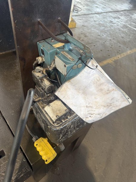 60" X 60" ACORN WELDING TABLE WITH STAND &amp; HYYDRAULIC PRESS. STOCK # 0878726