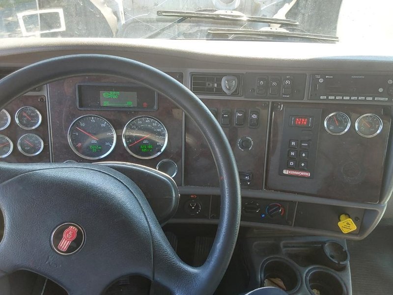 2022 Kenworth T270 Box  2NKHHM6X5NM482156