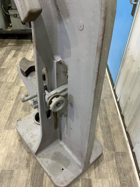 12 TON ATLAS NO. 4 ARBOR PRESS: STOCK #81388
