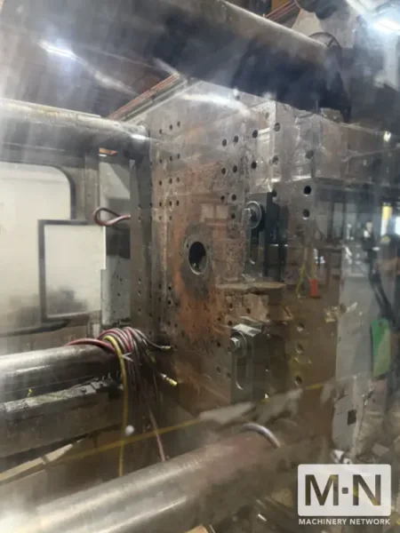 400 TON 48 OZ VAN DORN MODEL 400HP48 INJECTION MOLDING MACHINE MFG 1998