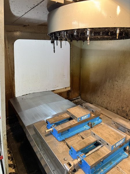 Haas VF-6 VMC, 1997 – 4th Axis Ready, Chip Auger