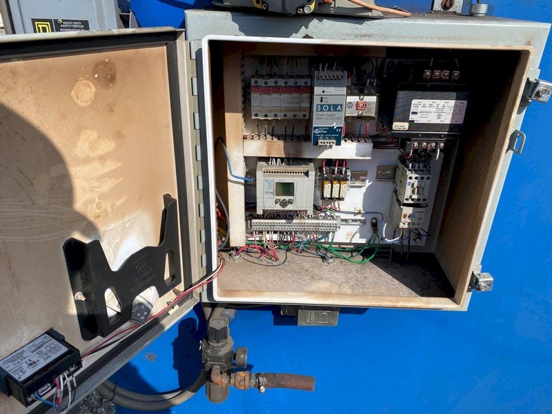 RoboVent DFS-4000-4-M1836 Dust Collector USED