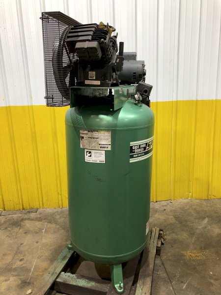 5 HP SPEEDAIRE MODEL #3JR77 VERTICAL TANK AIR COMPRESSOR: STOCK #16558