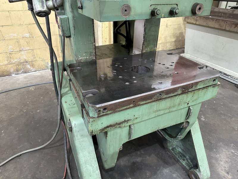 60 TON MINSTER BACK GEARED OBI PRESS: STOCK #76281