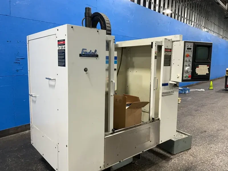 FADAL ENGINEERING 16” X 30” CNC VMC   -  914-15