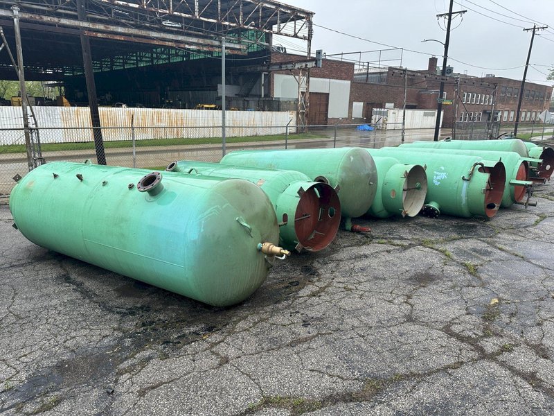 WOOD INDUSTRIAL VERTICAL AIR STORAGE TANK: STOCK #23049