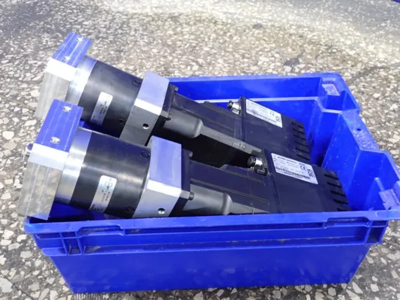 Schucker 3000 Rpm Servo Motors - 80450.000033