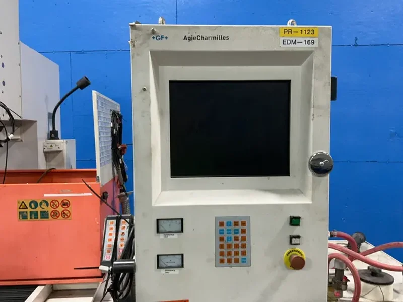 AGIE CHARMILLES CNC DIE SINKING EDM MACHINE   -  EDM SP 3