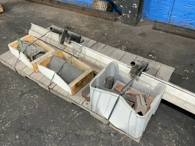Accurpress 130 Ton / 10' Press Brake - 713010