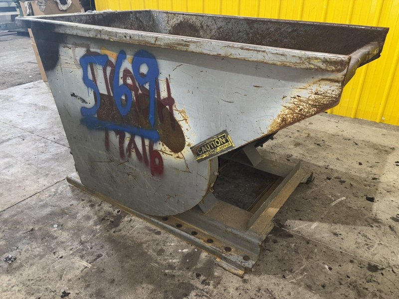 1 YARD DUMP HOPPER: STOCK #23198
