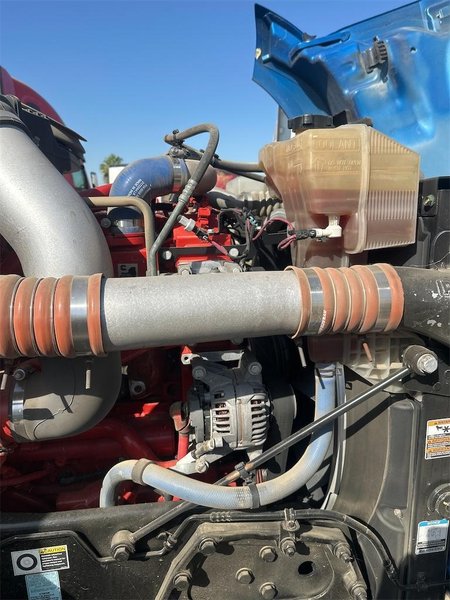 2022 Kenworth T680 1XKYD49X9NJ466983