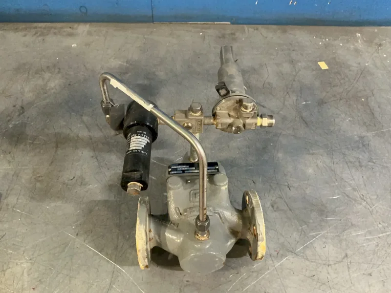 FISHER EZR PRESSURE REDUCING REGULATOR   -  EZR