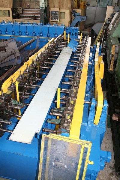 20 STAND PRO ECO DUPLEX PANEL FORMING MACHINE STOCK #3183