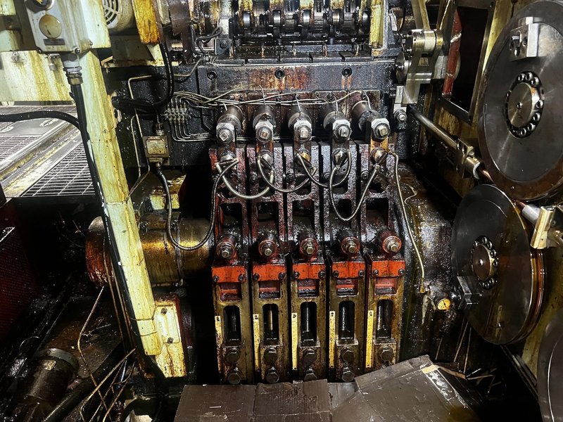 Asahi Okuma Model APF-1513-5 Five Die Progressive Heading Machine