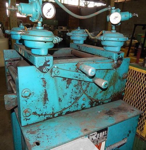 12" X .135" REGAL Straightener