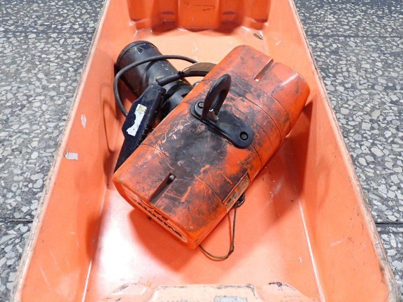 CM 1/2 TON HOIST  -  WF