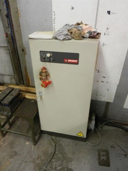 Dimeco decoil./ straight/ feeder LVD punchpress